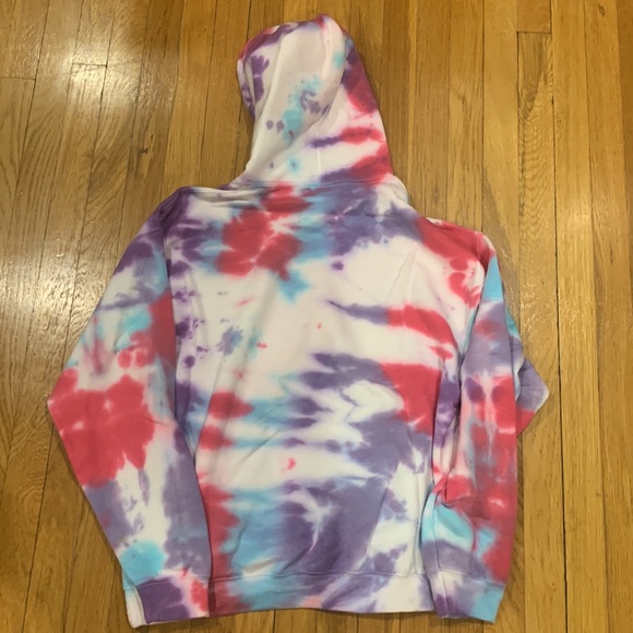 NWOT Captain’s Club, Tie Dye Stay Wavy Sweatshirt, Size L - Picture 5 of 7